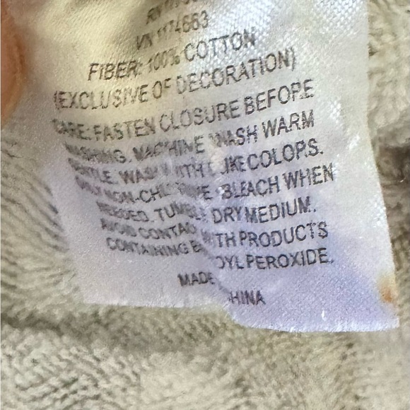 Cotton Gray and White Patterned Bath Towel Skirt - Picture 6 of 8